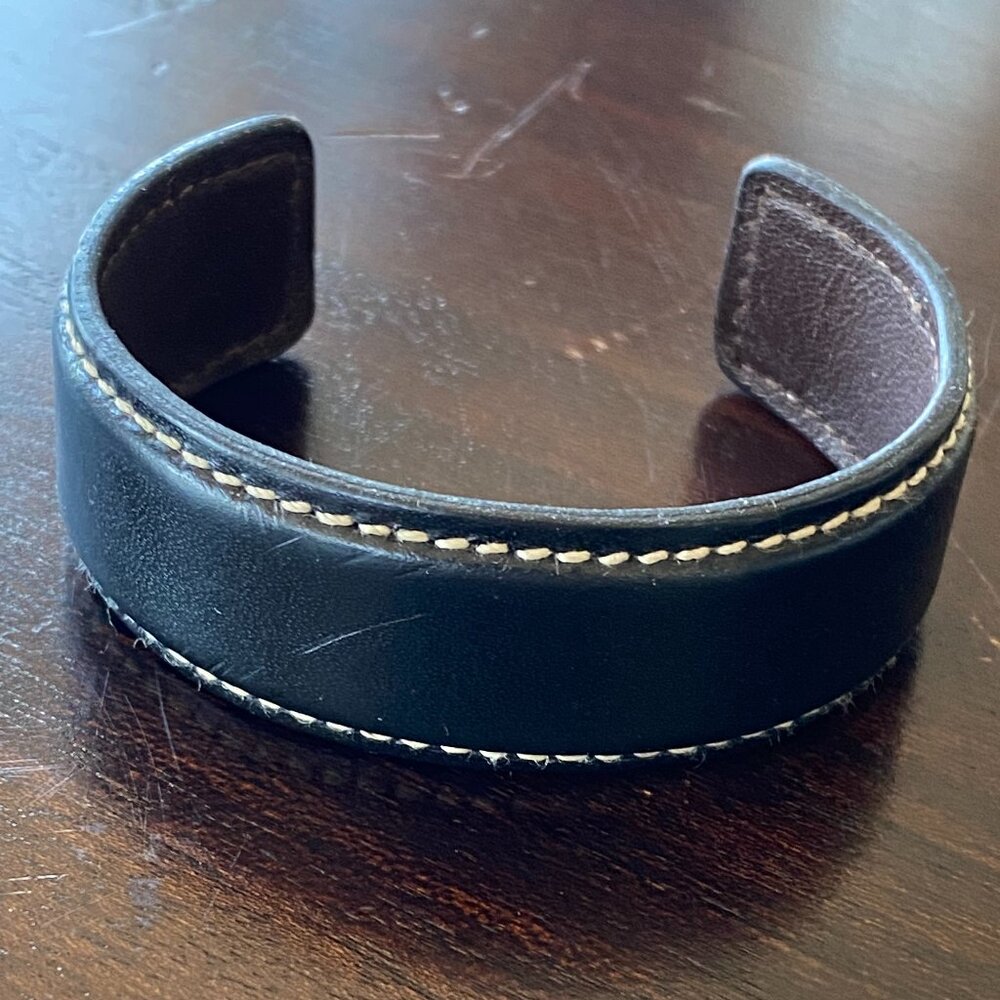 Coach Black Leather Cuff Bracelet Tan Contrast Stitching Made in Italy EUC